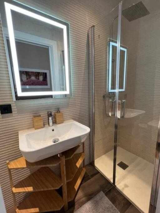 Appartement Deluxe Twobedroom Downtown *